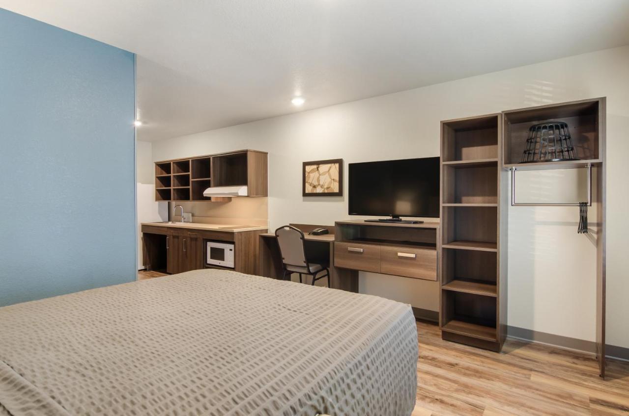 Woodspring Suites Thornton-North Denver 외부 사진